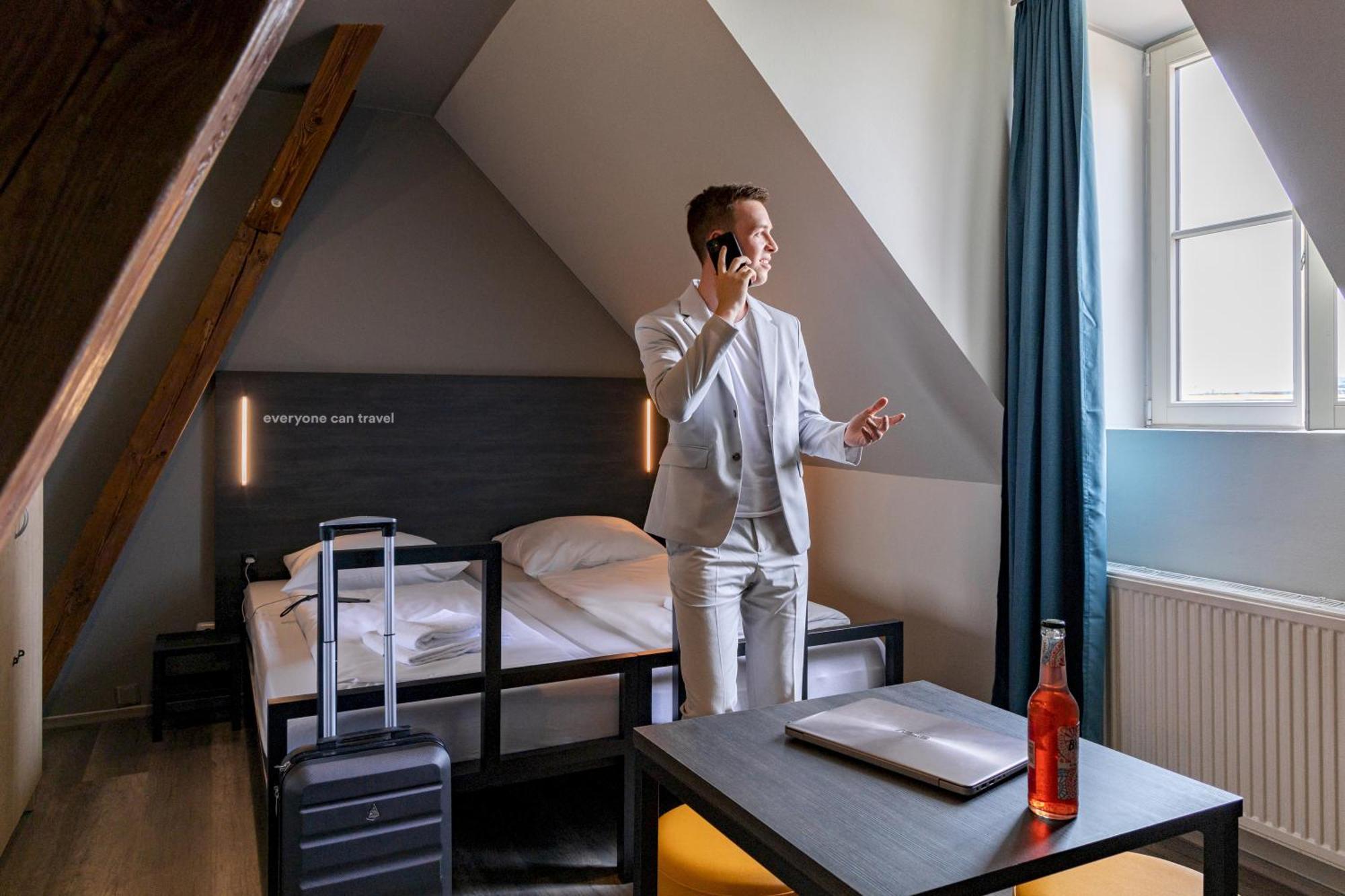 A&O Leipzig Hauptbahnhof Hostel Room photo